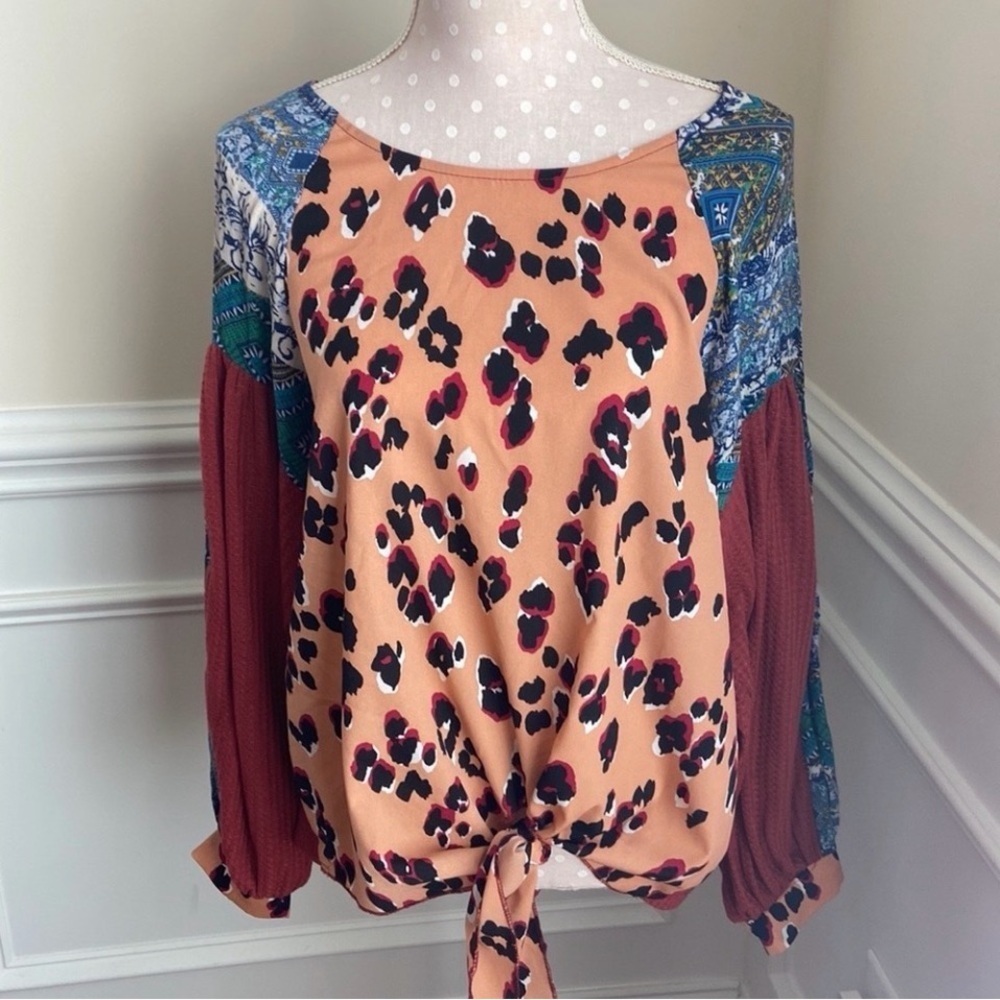 ✨ Umgee Long Sleeve Blouse – Size Large
